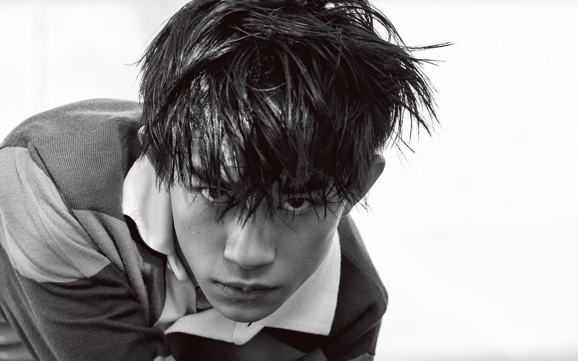 福特的球场智慧和全局把控让全黑队的攻防更加有序，福特中心球场