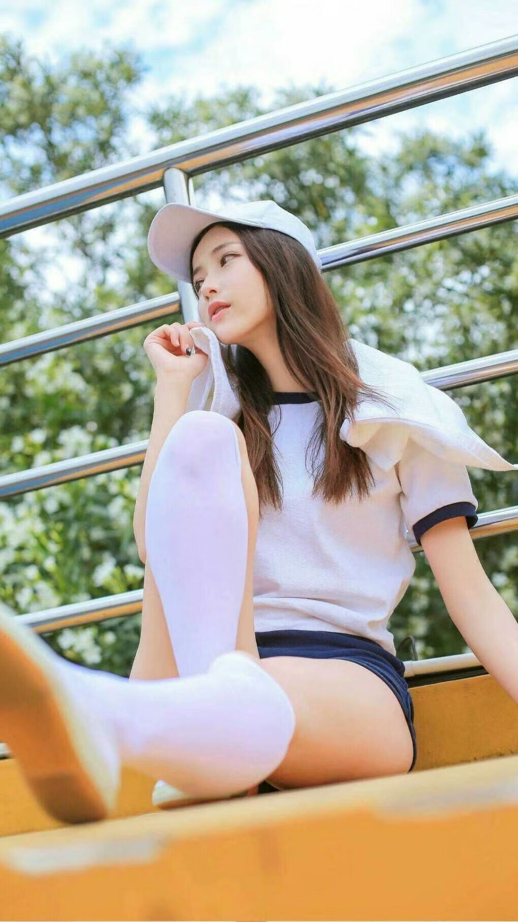 青少年篮球营增加模拟比赛实战操作提升训练效果，青少年篮球队训练视频